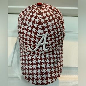 Nike Legacy91 Dri-Fit Alabama Houndstooth Baseball Cap